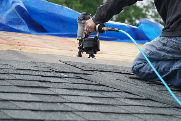 Quick and Trustworthy Emergency Roof Repair Services in Lowellville, OH