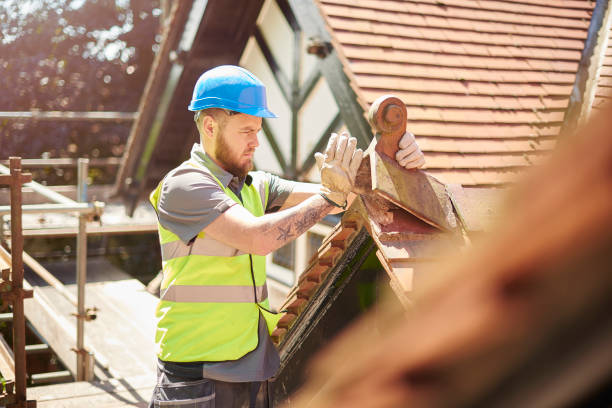 Best Roof Repair Specialists  in Lowellville, OH